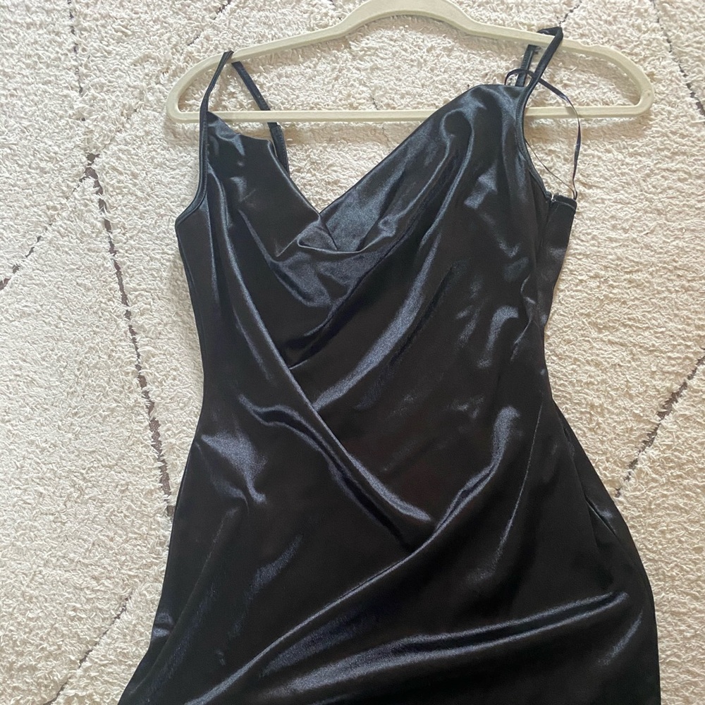 Elegantly sexy LBD from Boohoo